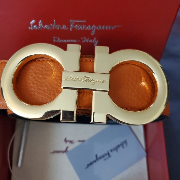 Salvatore Ferragamo Other - New Authentic Salvatore Ferragamo Belt - 2 in 1 Reversible - Black / Brown 40
